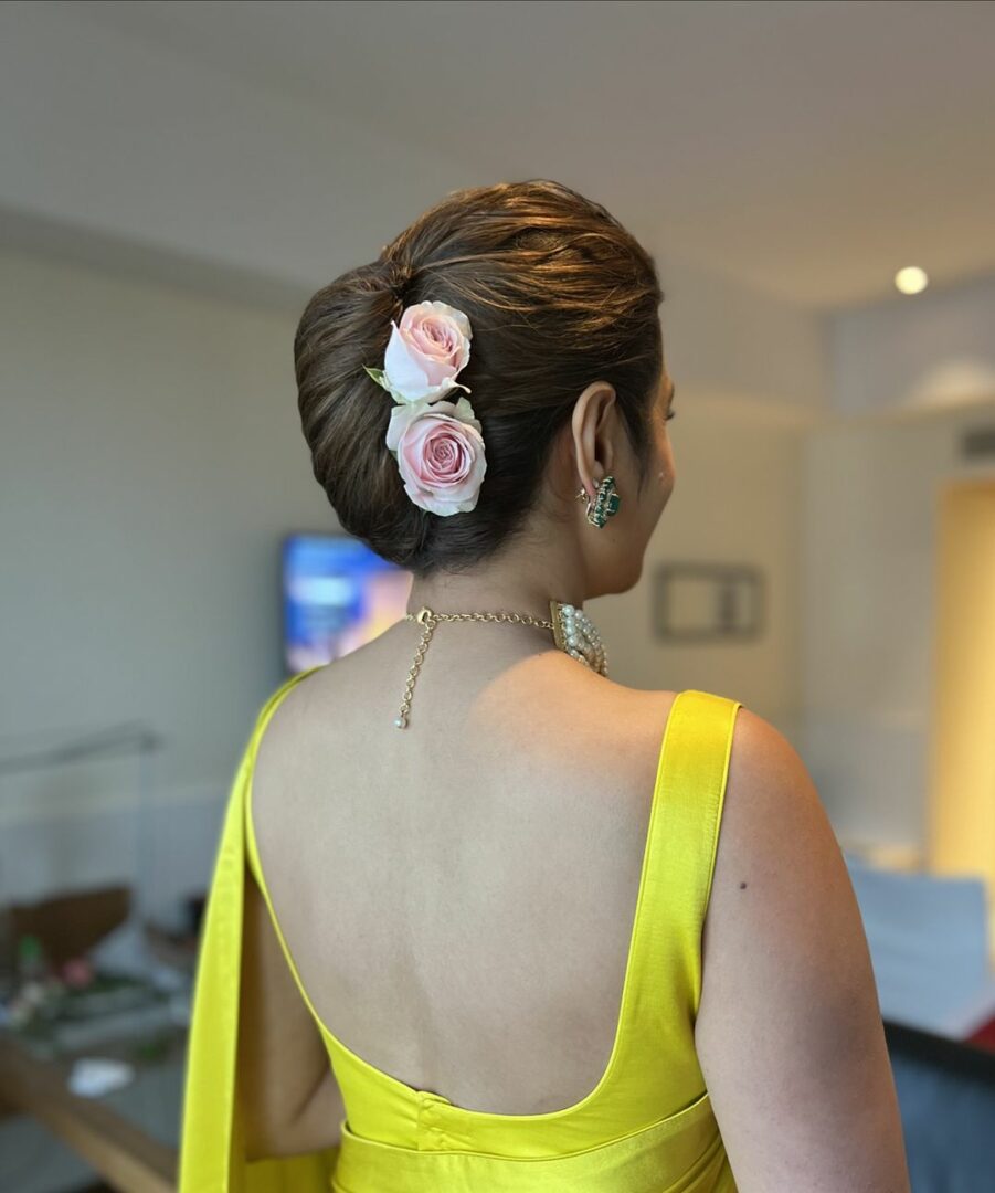 10 Beautiful French Twist Hairstyle Ideas For A Soft Romantic Look