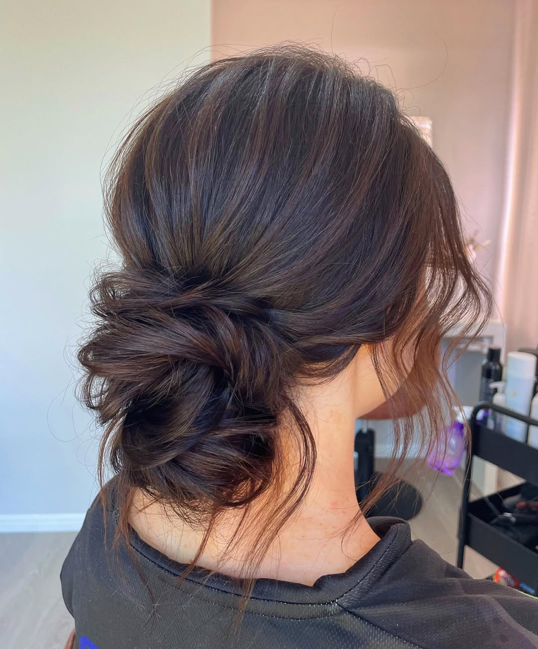 chignon bas désordonné