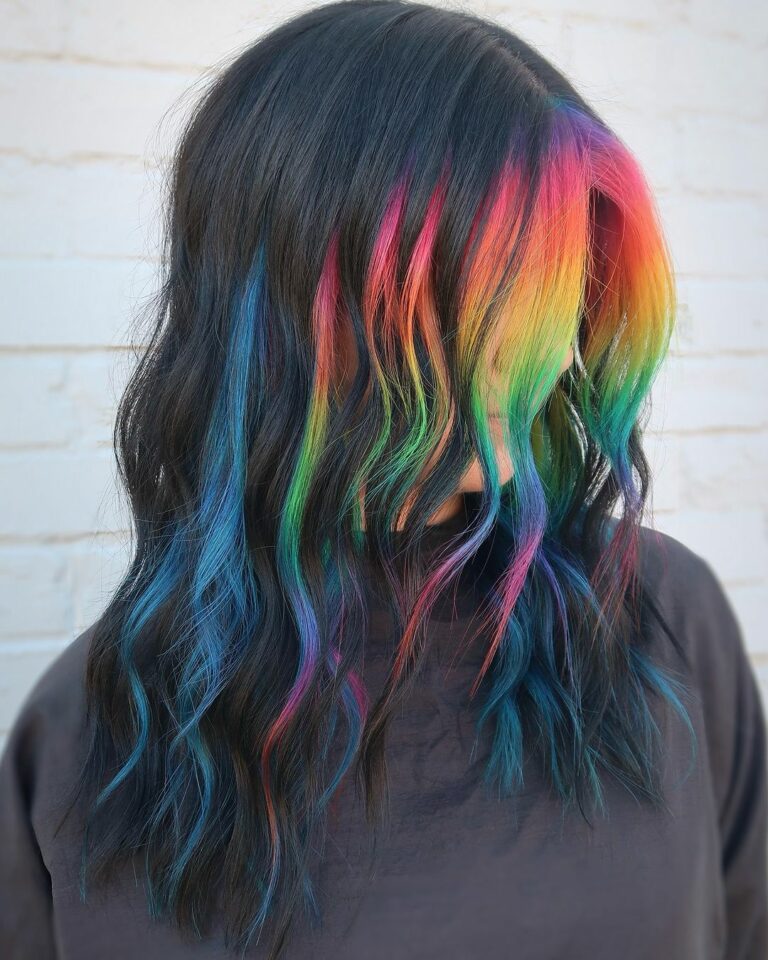 13 Jaw-Dropping Rave Hairstyles That Will Make You Stand Out In The Crowd