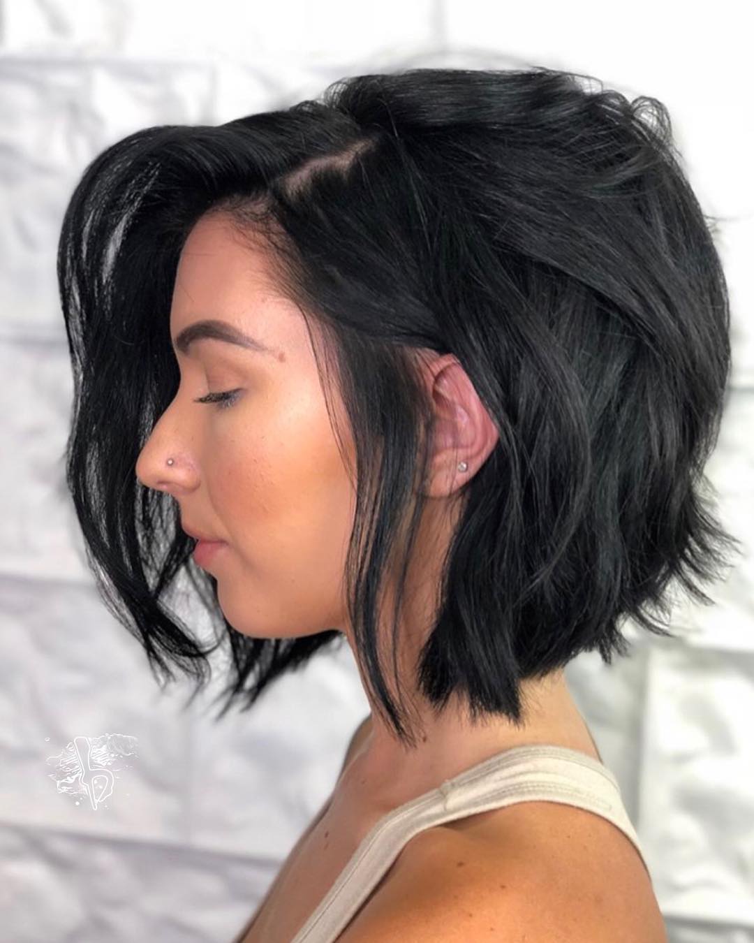 side-part shattered bob