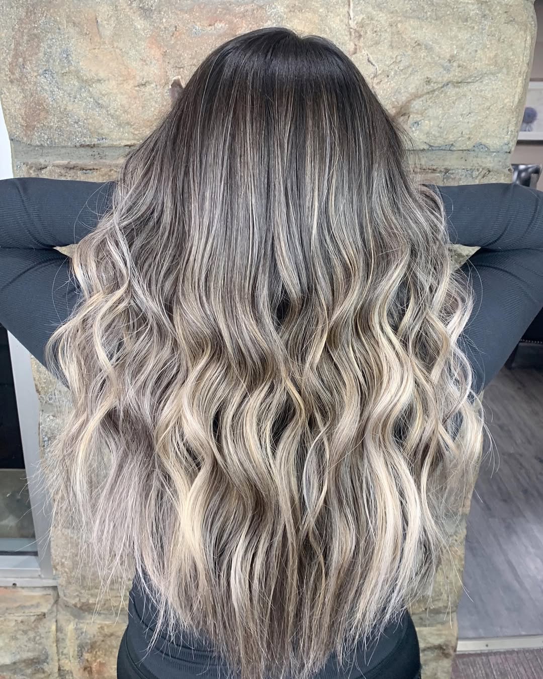 rubio ceniza balayage