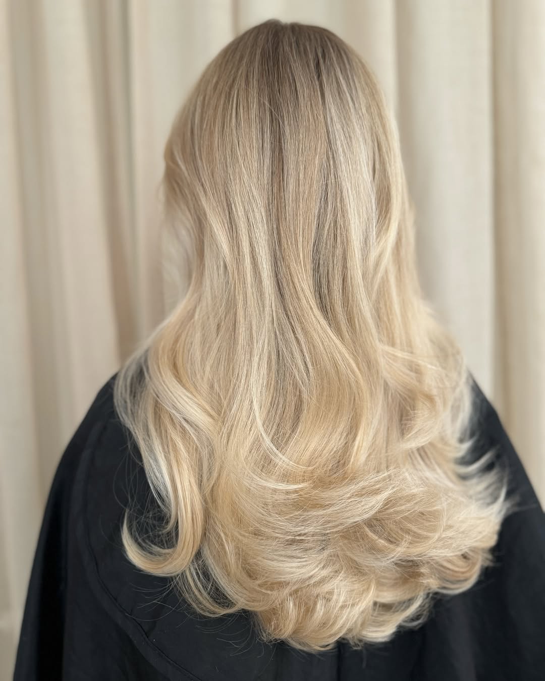 champagne blonde balayage