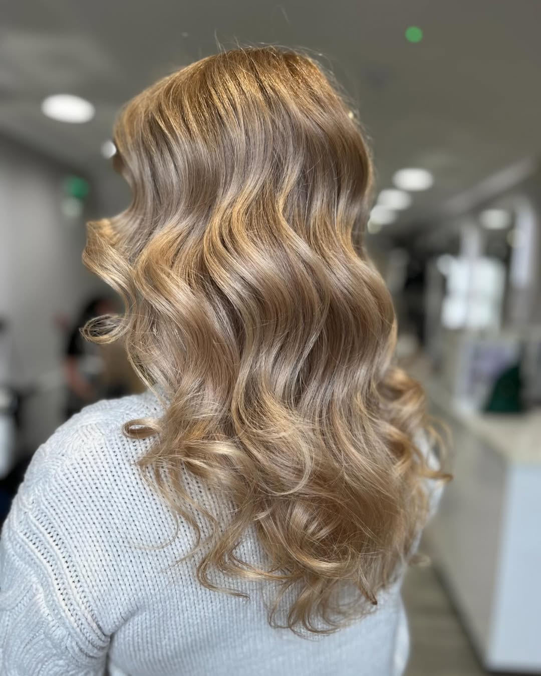 sandy blonde soft waves