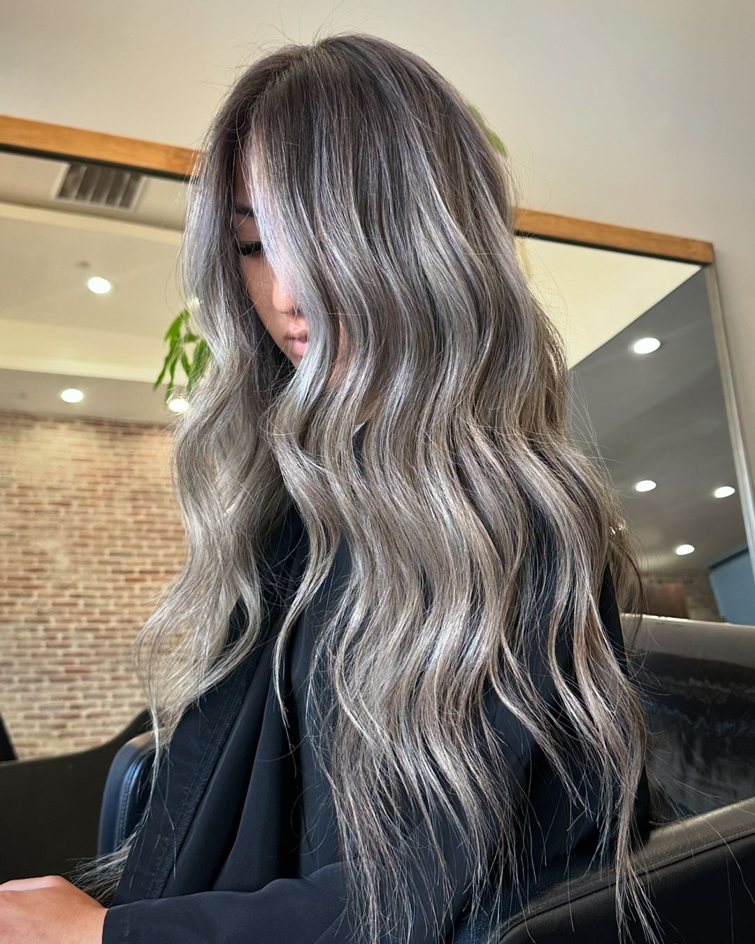 balayage blond cendré argenté