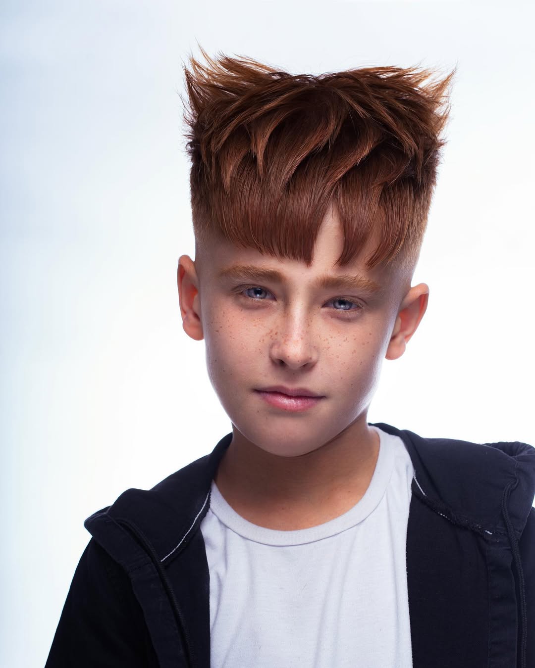 piekerige pixie cut met pony