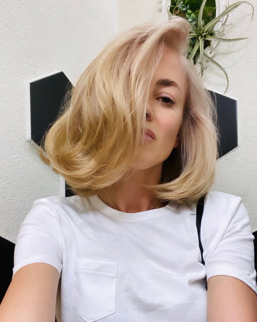 voluminous blonde butterfly bob