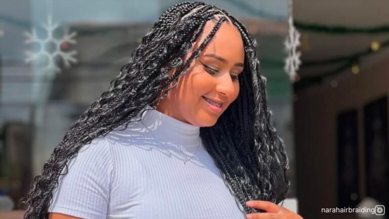 12 Medium Knotless Braids As A Trendy And Elegant Protective Style