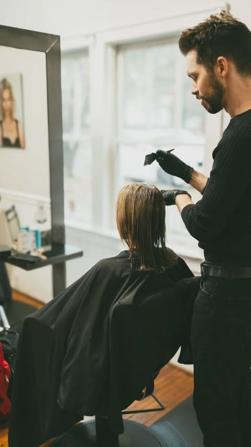 Éviter les conseils d'un professionnel de la coiffure