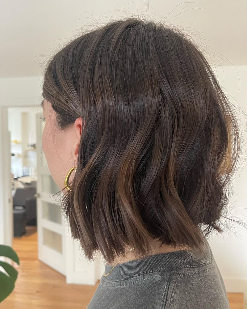 Bob chic à l'allure minimaliste