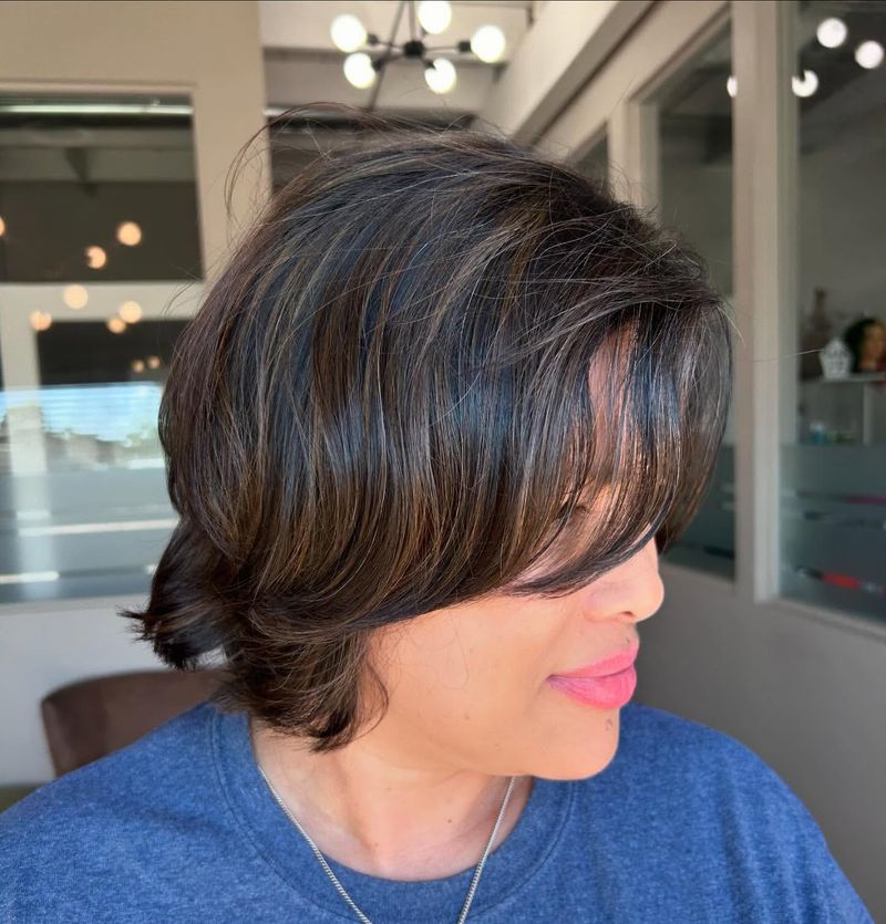 Chic Bob with Side Bangs