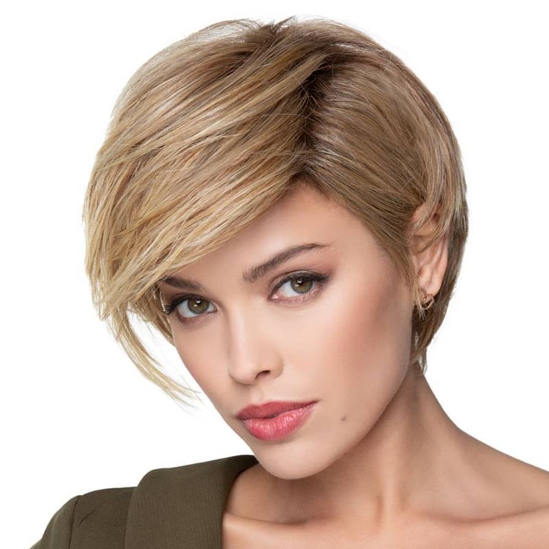 Pixie chique com corte lateral