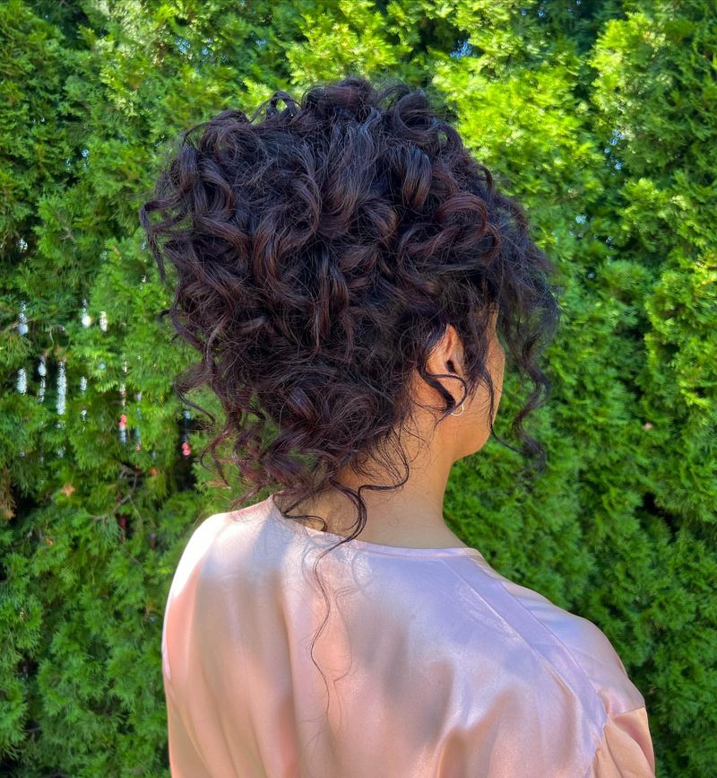 Updo rizado