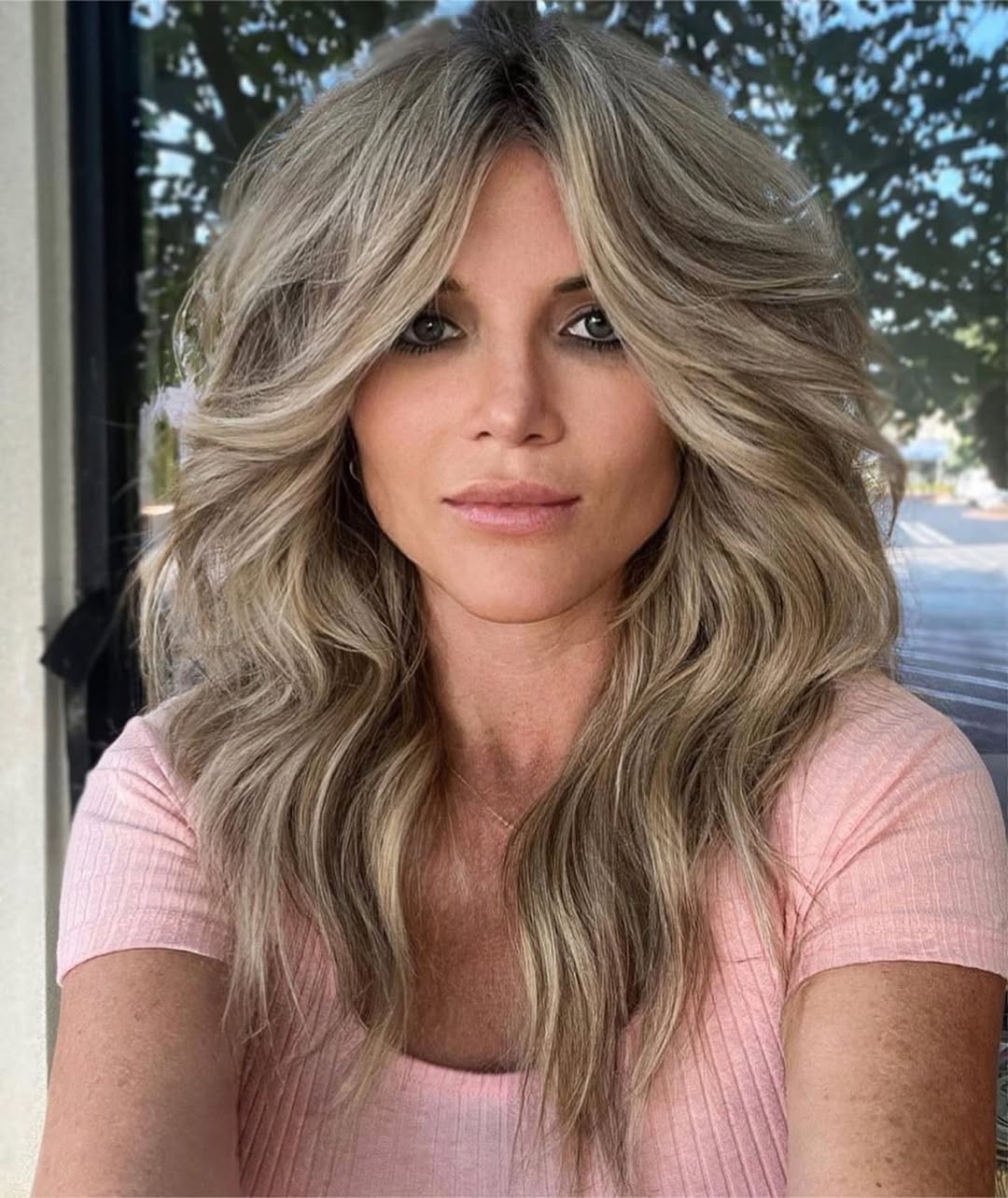 Farrah Fawcett-Inspired Look