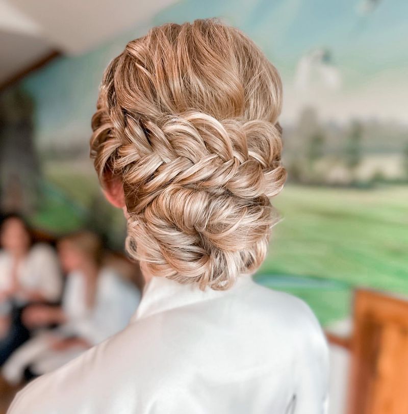 Treccia francese Updo