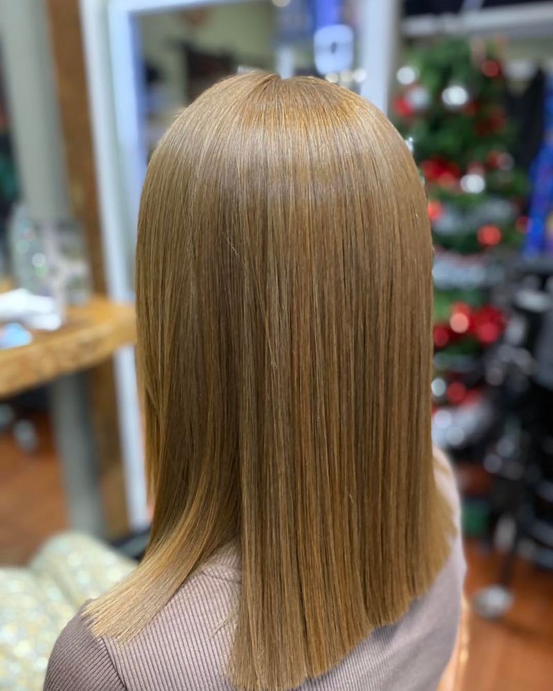 Glossy Straight Lob