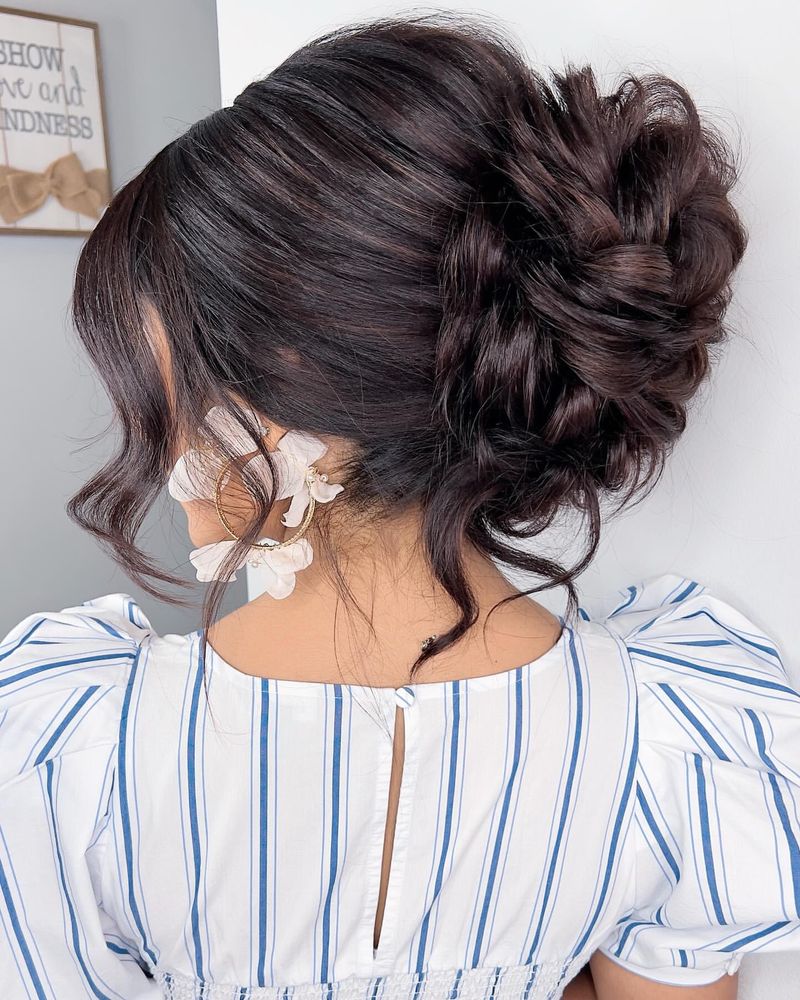 Chignon déstructuré superposé