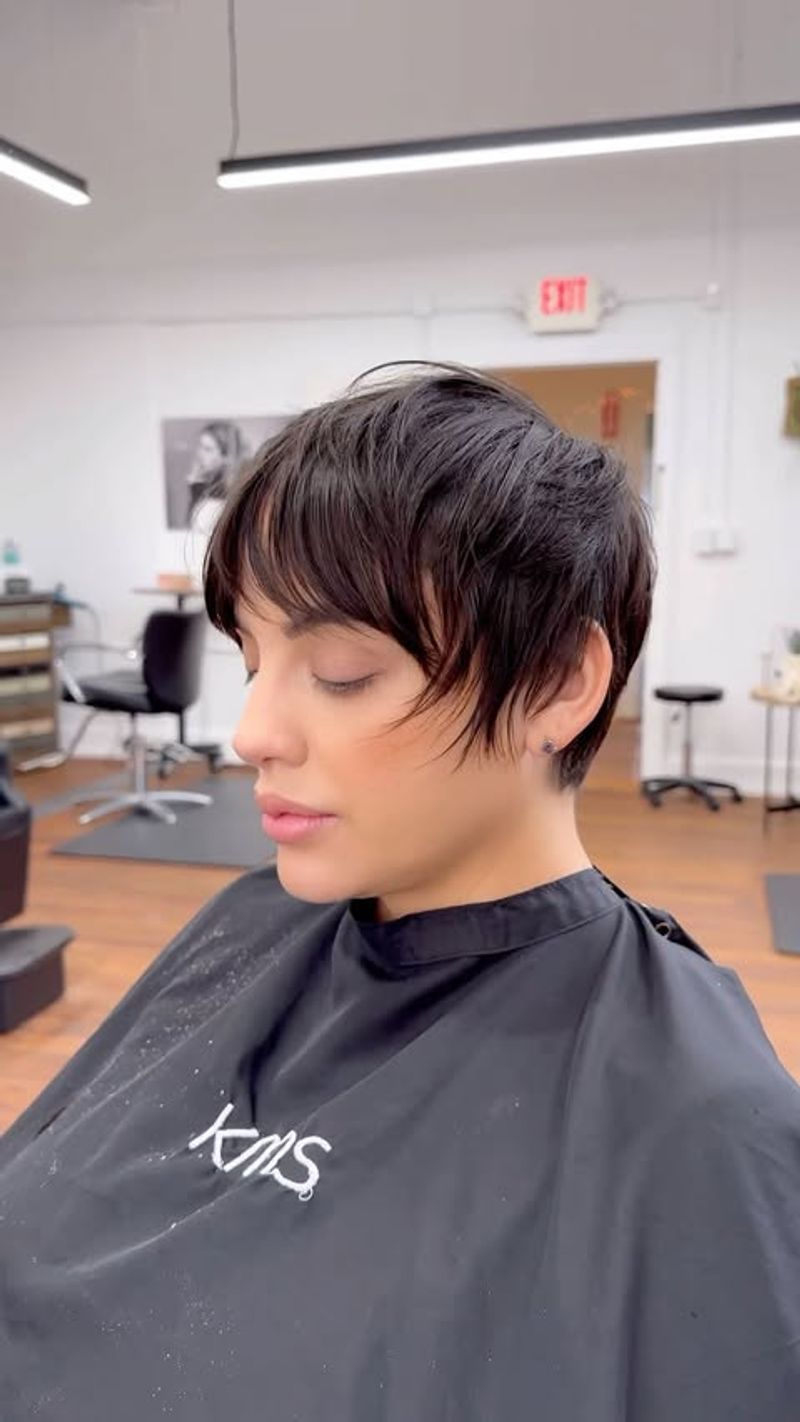 Corte Pixie com camadas