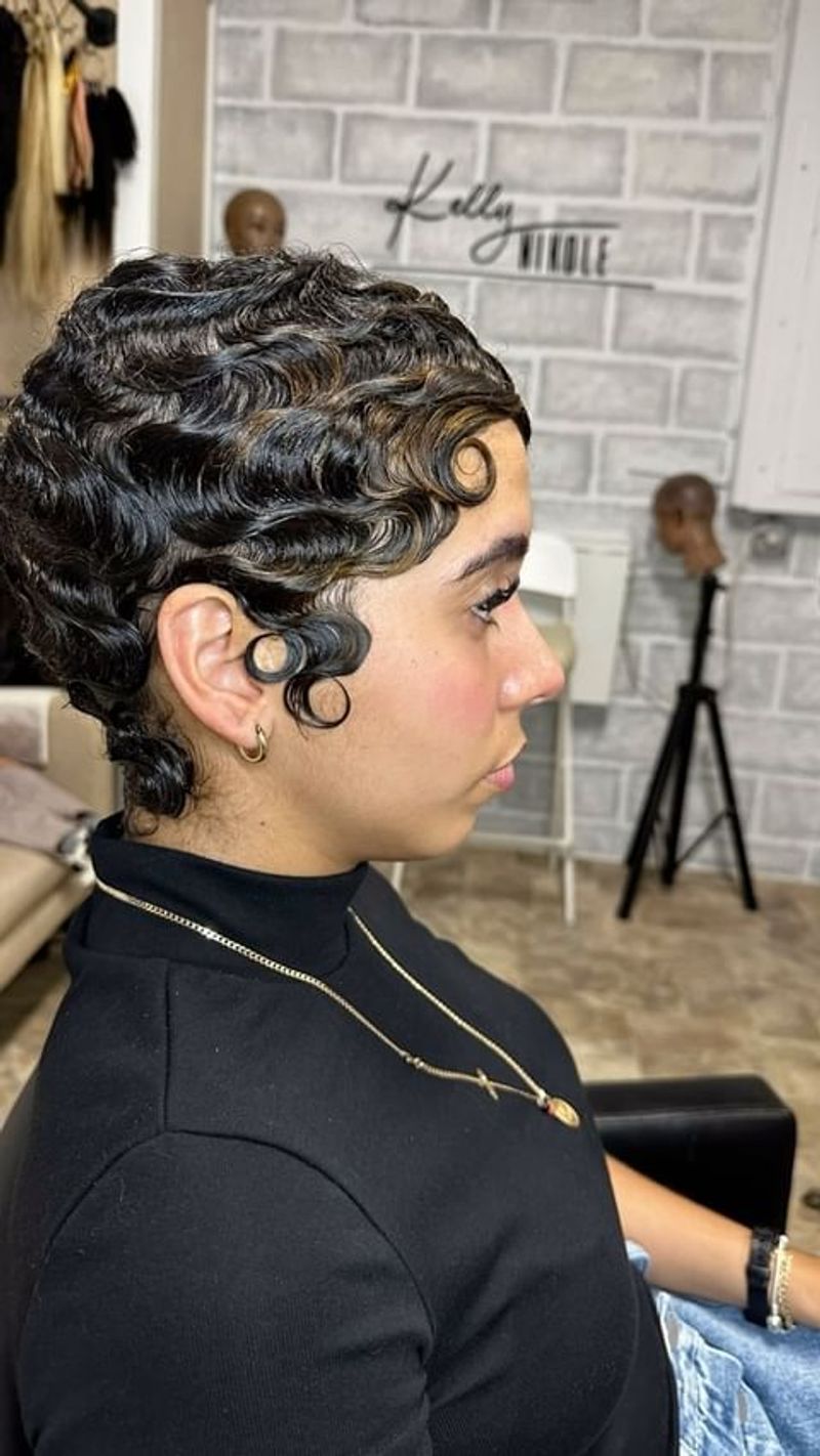 Retro Finger Waves