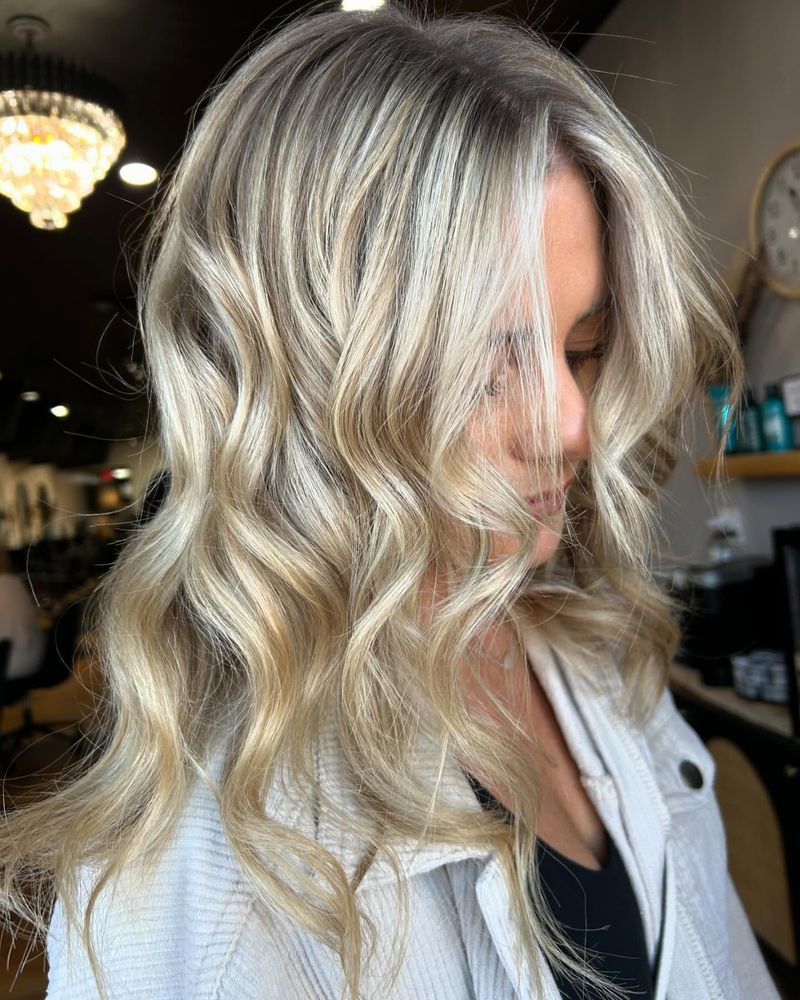 Romantic Layered Waves