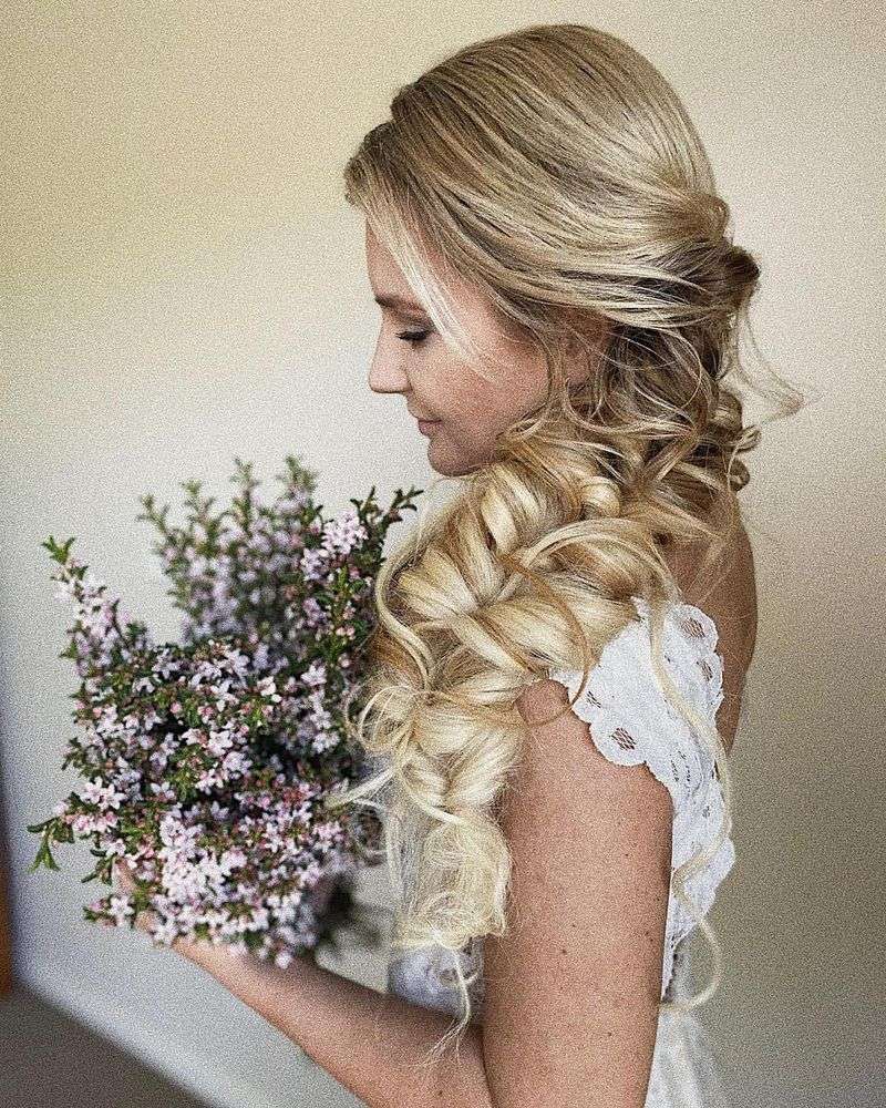 Trenza romántica suelta