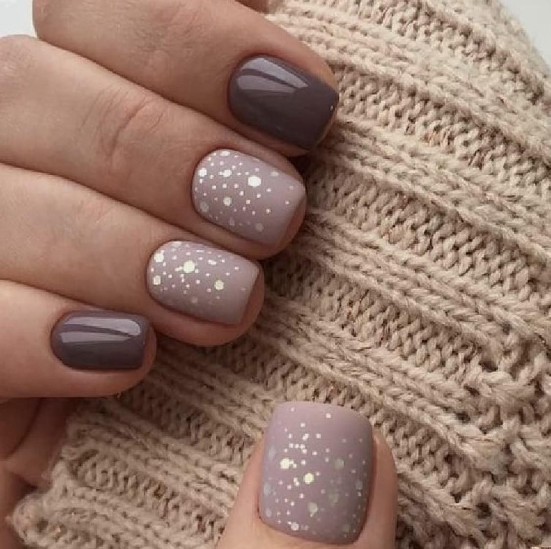 Korte bruine winternagels