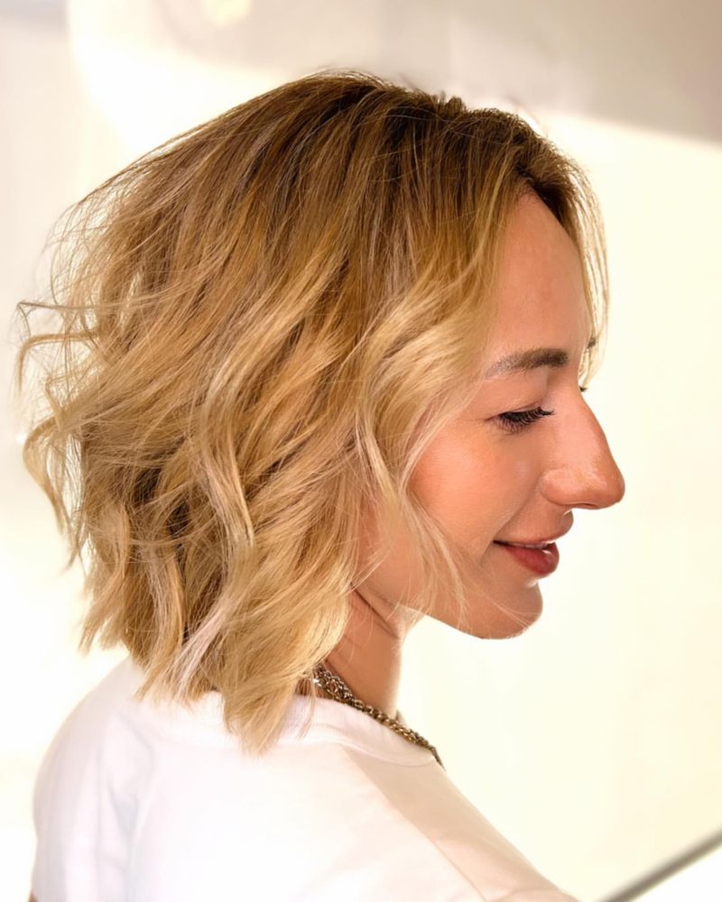 Short Layered Waves