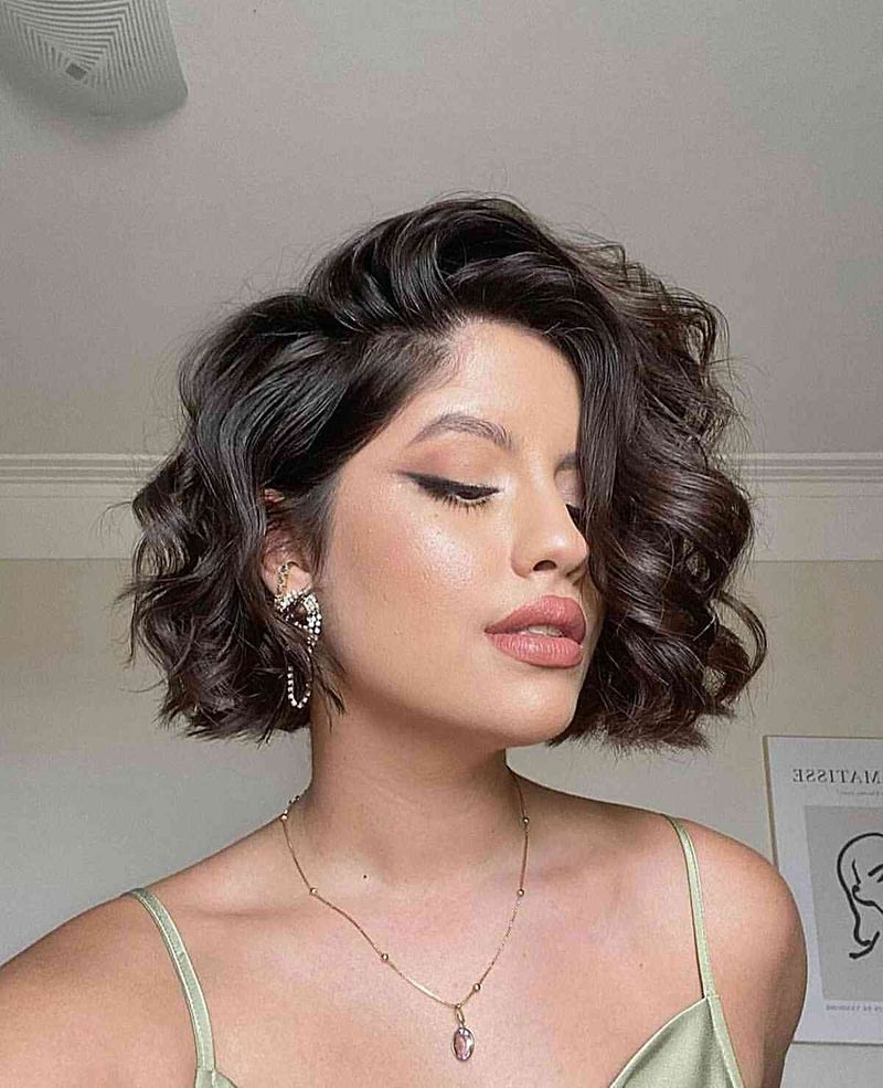 Side-Parted Curls for Round Faces