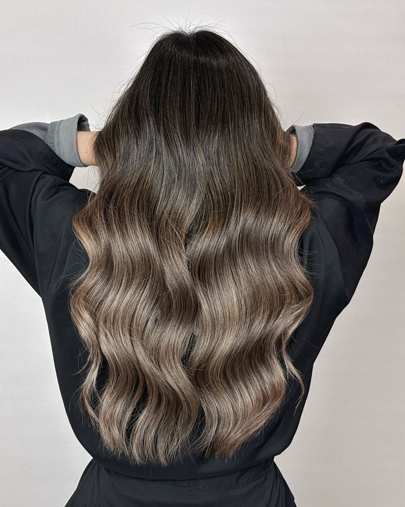 Soft Wavy Ash Brown