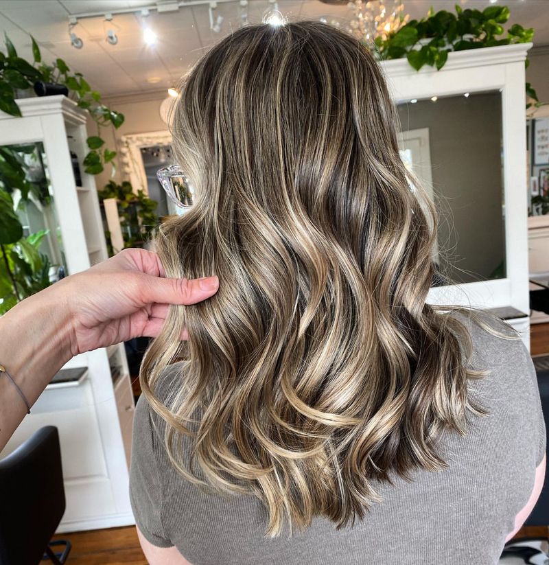 Ingetogen blonde highlights