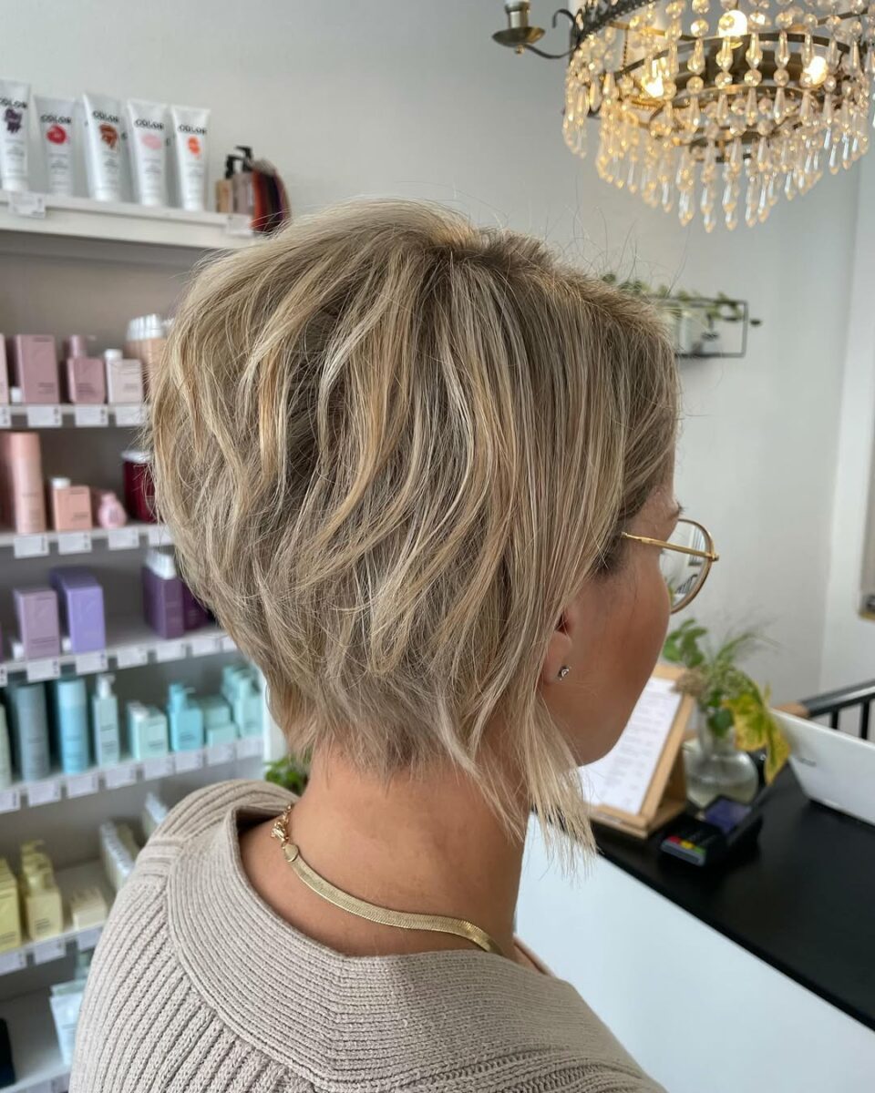 24 cortes de cabelo modernos na altura do pescoço para todos os ...