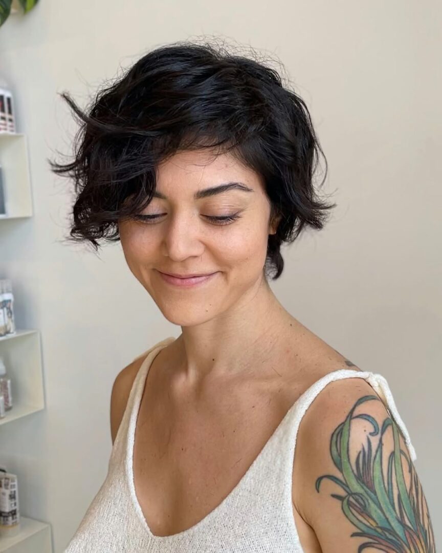 12 Chin-Length Wavy Hairstyles That Will Totally Transform Your Look