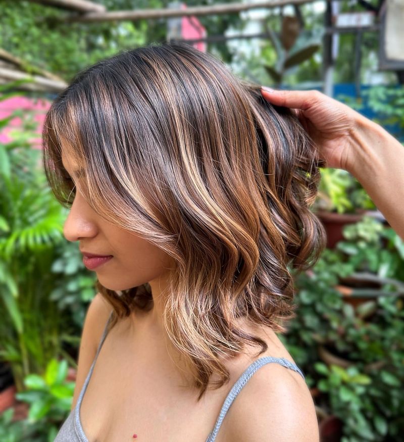 Bob ondulé avec balayage