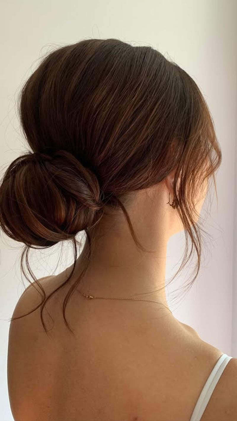 Chignon basso avvolto