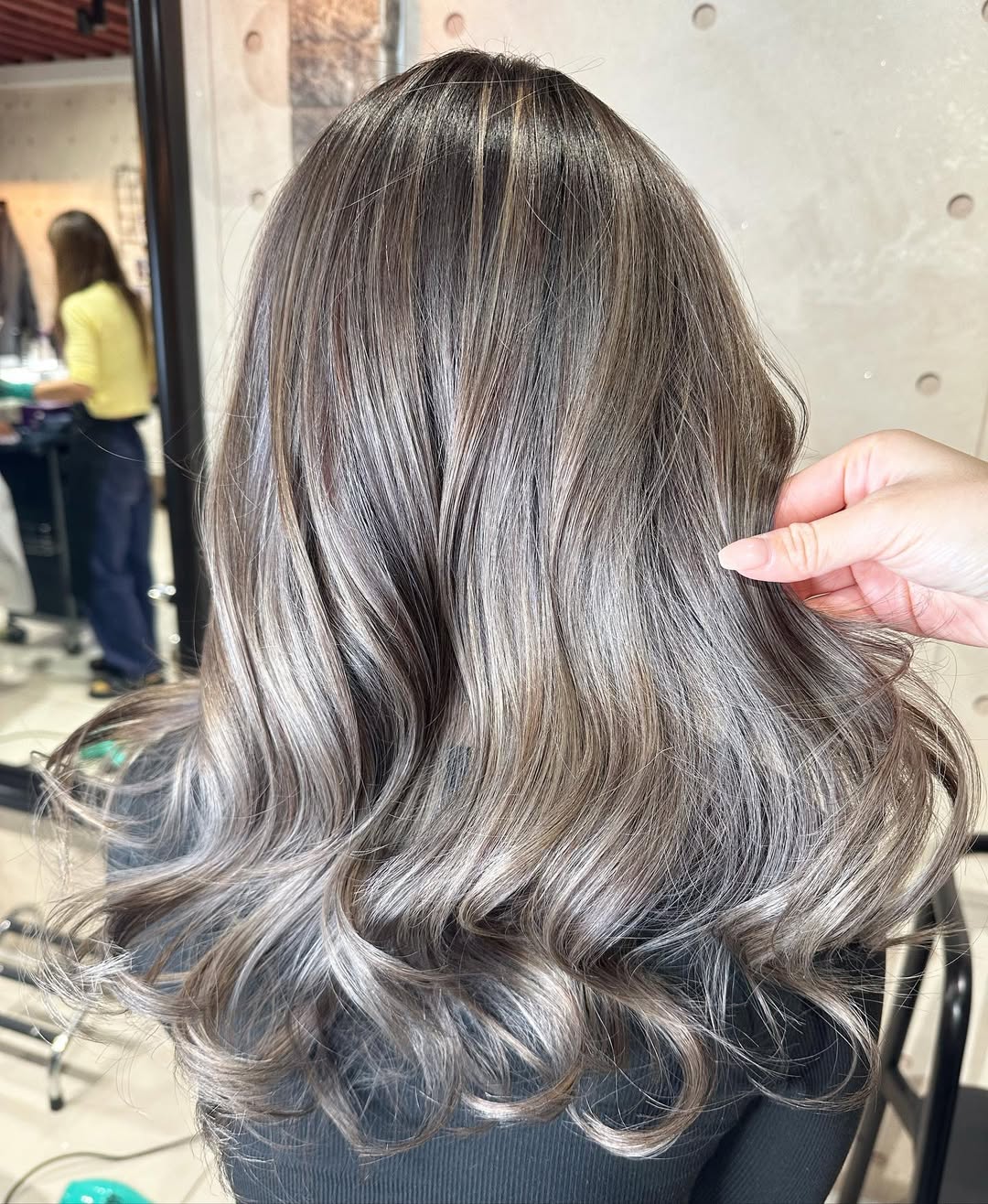 light ash bronde hair