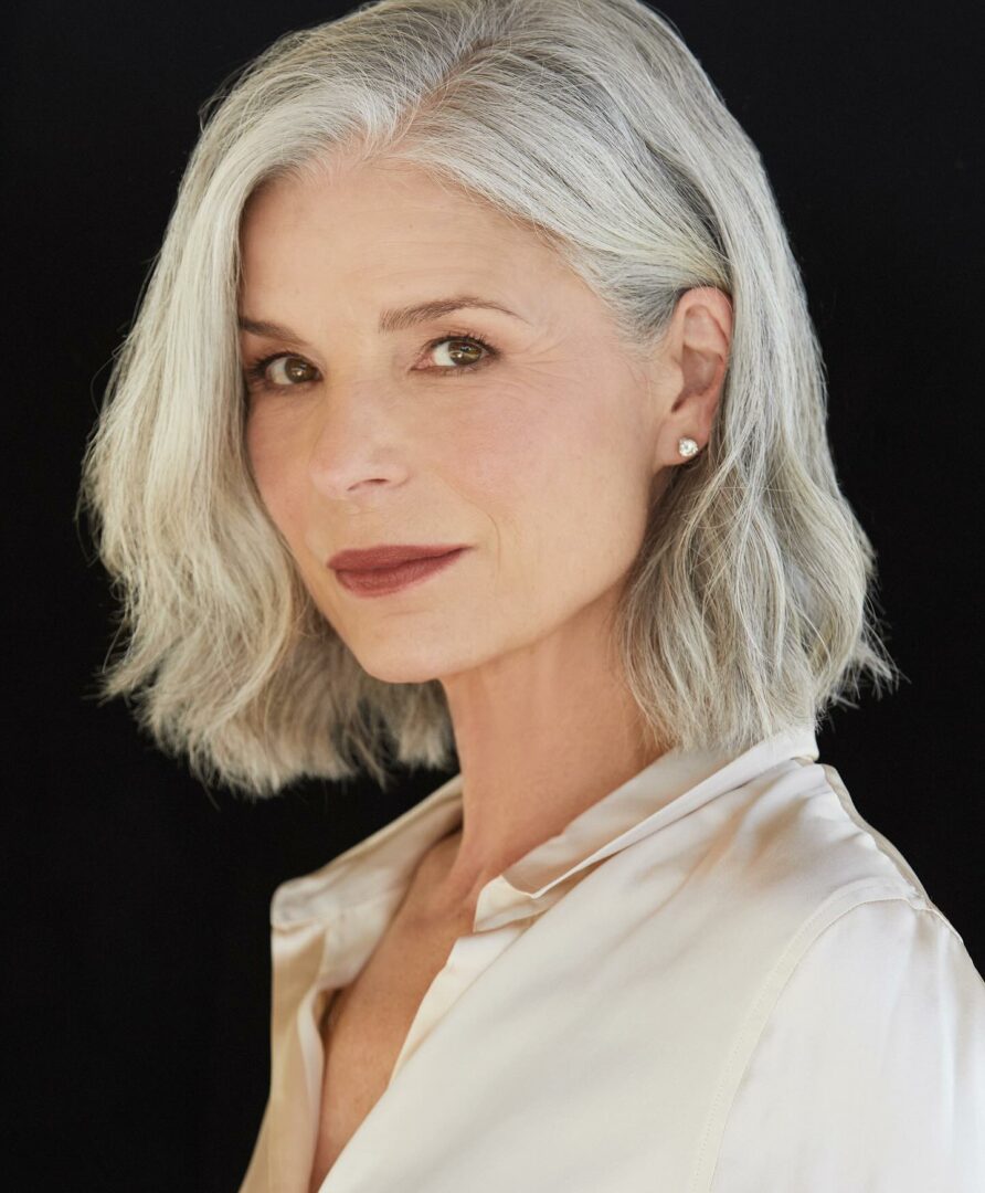 27 coupes de cheveux élégantes pour les femmes de plus de 50 ans qui ...