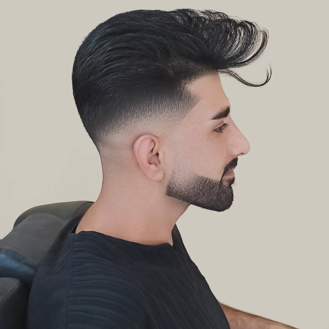 pompadour ultravoluminoso a dissolvenza affusolata