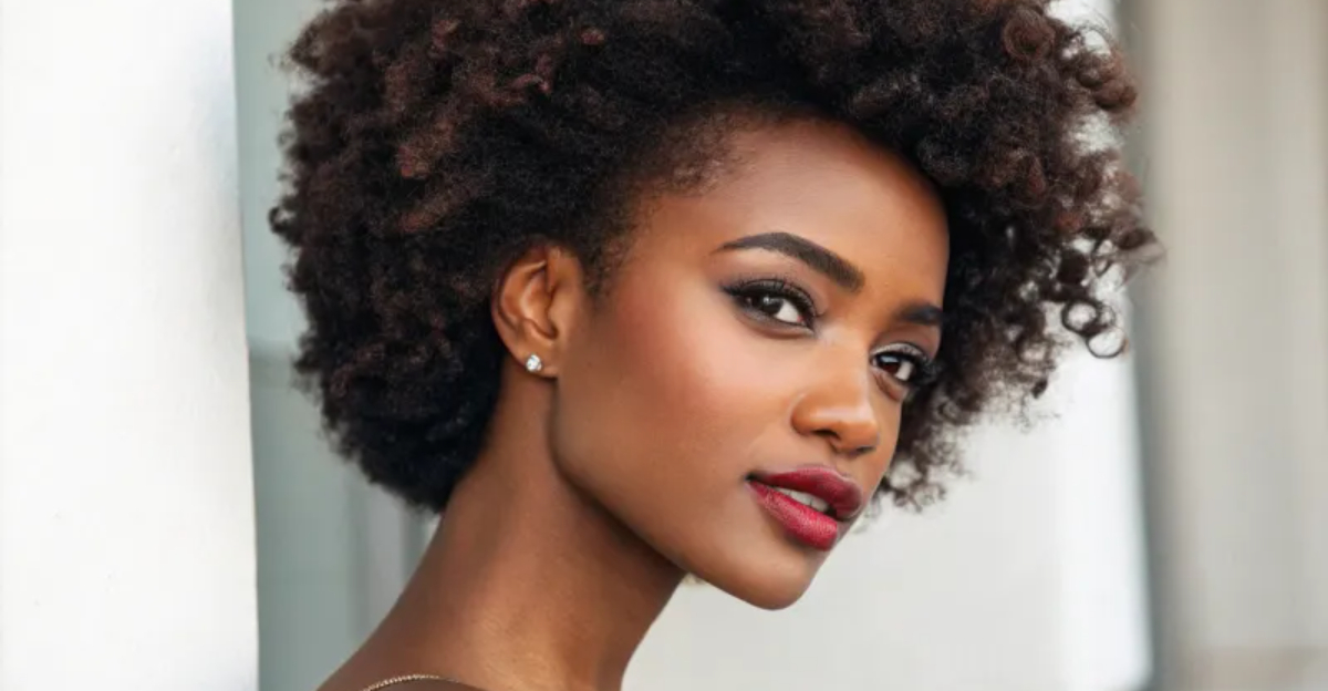 28 Melhores Penteados TWA para Cabelo Natural Curto