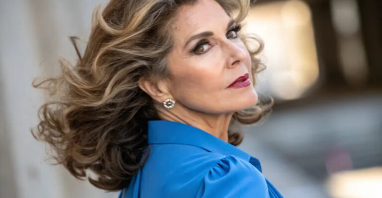 31 Practical And Stylish Hairstyles For Women Over 50 That Save Time