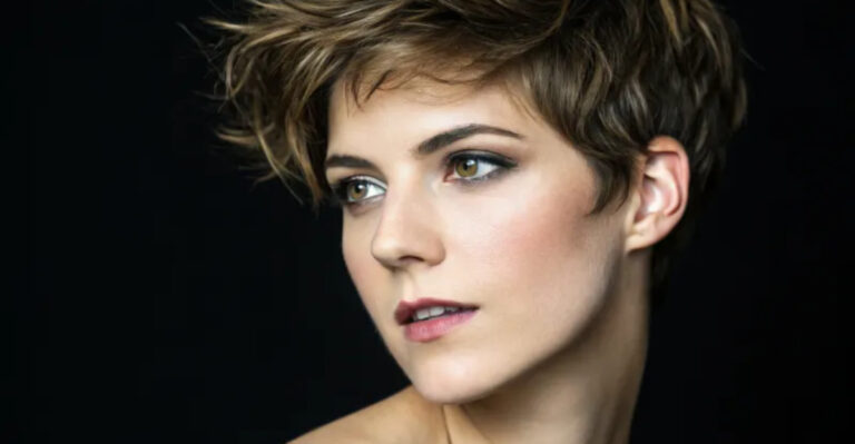 des coupes pixie qui prouvent que les cheveux courts peuvent être féminins et puissants