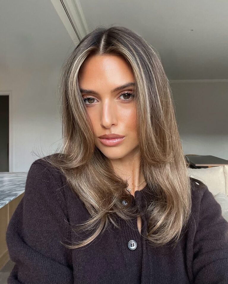 36 Haircuts That Play Up Your Best Features And Downplay Fullness