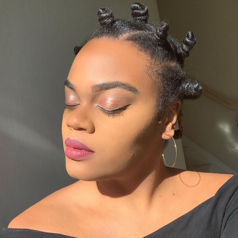 Bantu Knots with Side Part