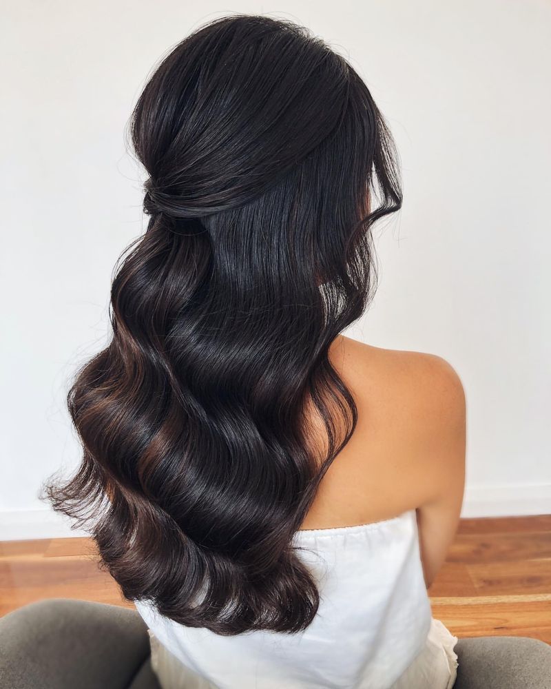 Chic Half-Up Waves