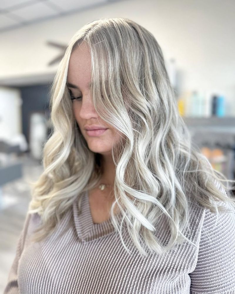 IJzig blonde highlights