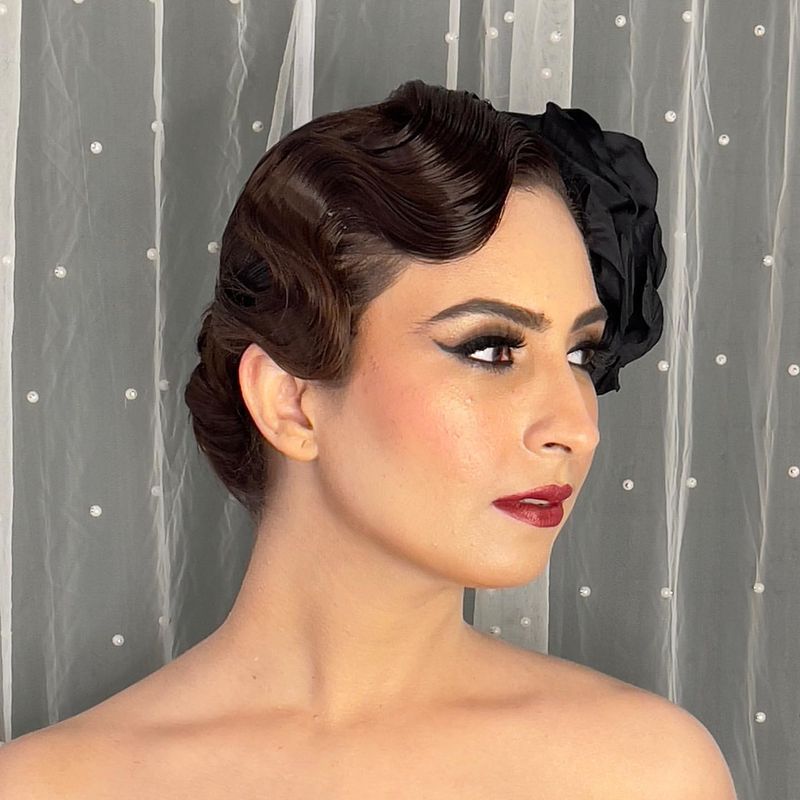 Classic Finger Waves