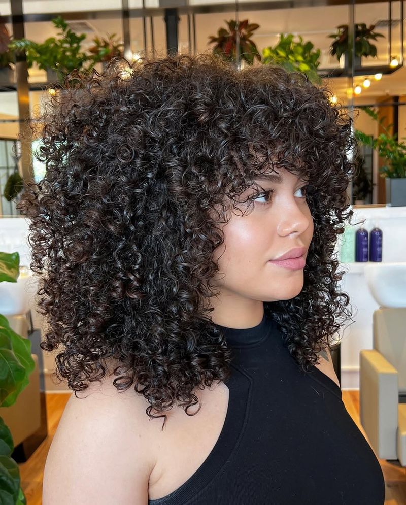 Curly Shoulder-Length Cut