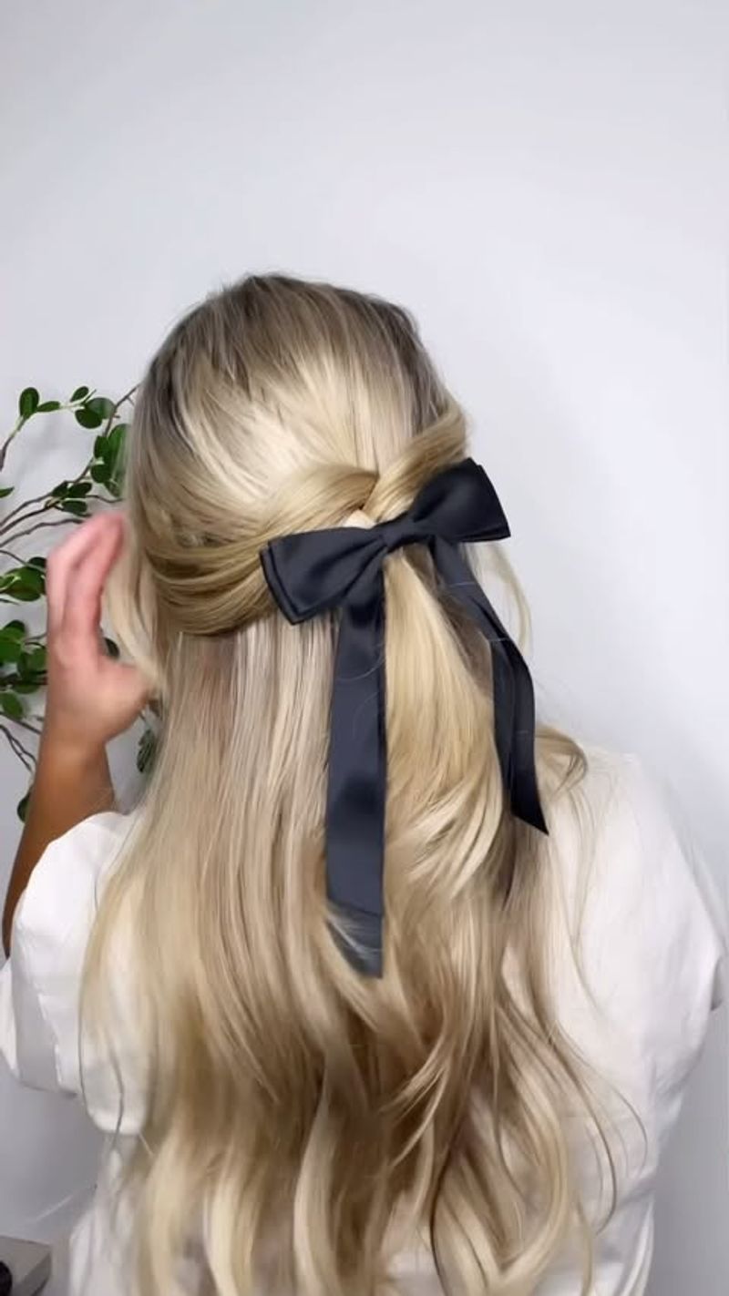 Cute Bow Accent