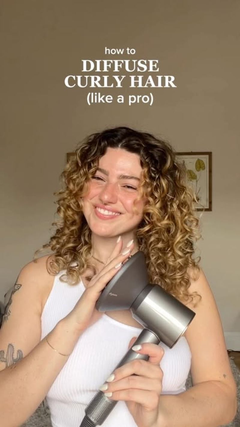 Diffuse Your Curls