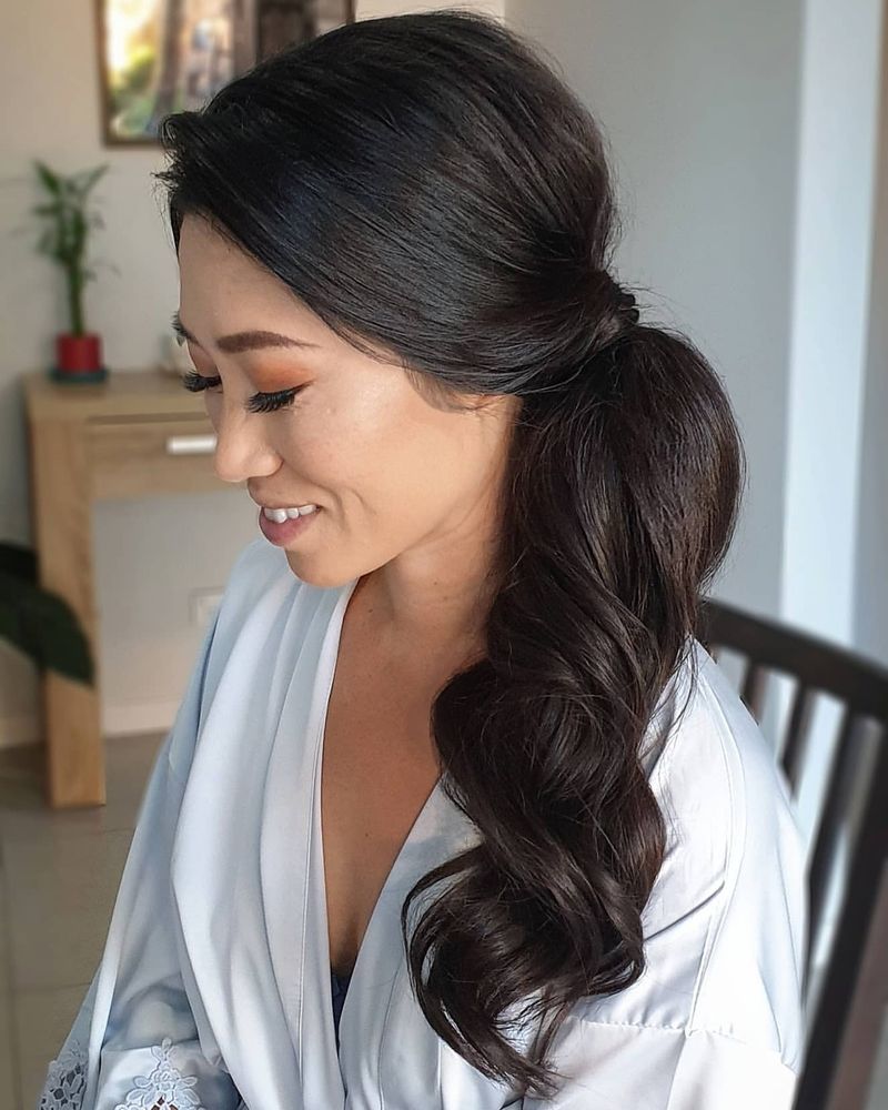 Elegant Side Ponytail