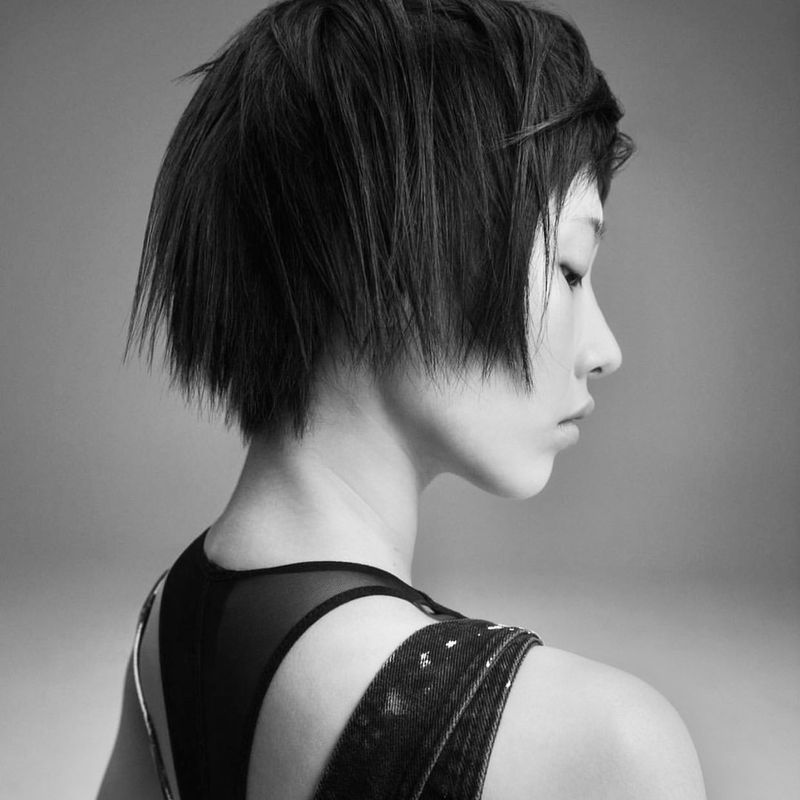 Feathered Asymmetrical Bob