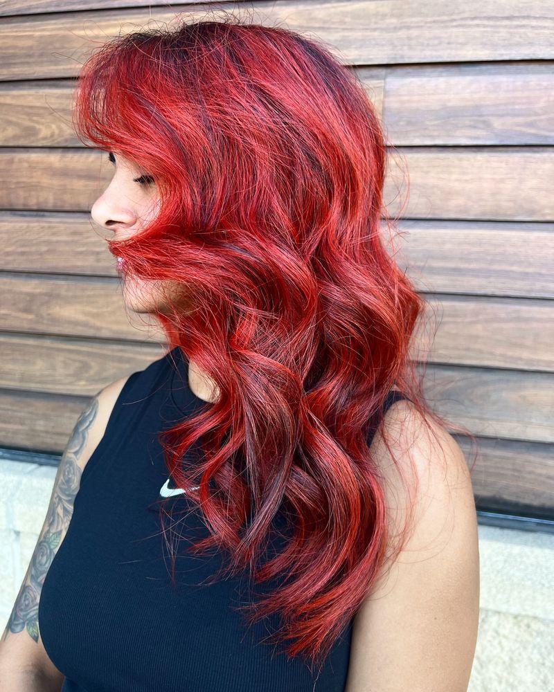 Olas rojo fuego